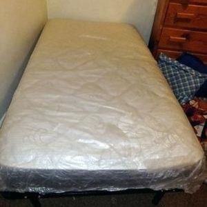 Twin bed mattress